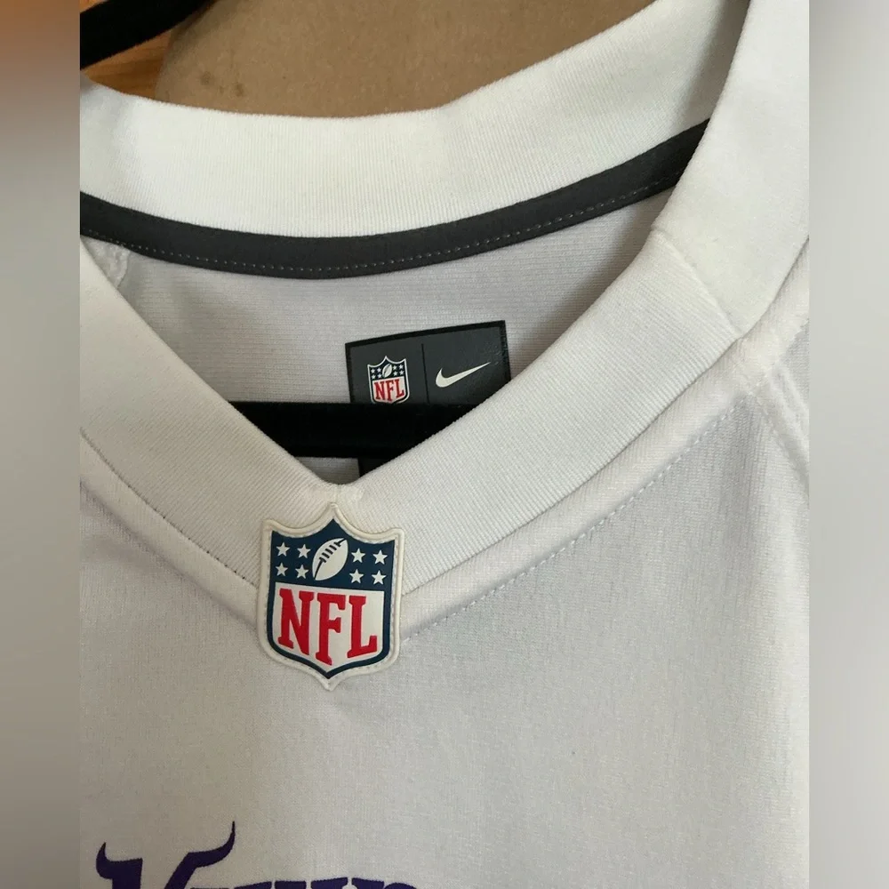 Nike Minnesota Vikings Adam Thielen #19 Jersey Size Medium White NFL Football - Picture 5 of 13